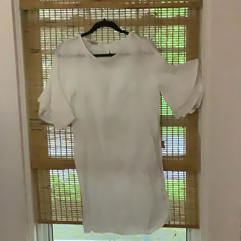 Elegant White linen Ruffle Sleeve Dress